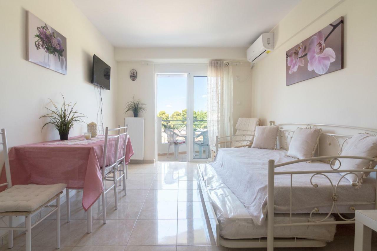 Lovely Apartment Xylokastro 2Nd Floor Luaran gambar